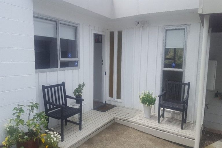 Photo of property in 56 Zita Maria Drive, Massey, Auckland, 0614