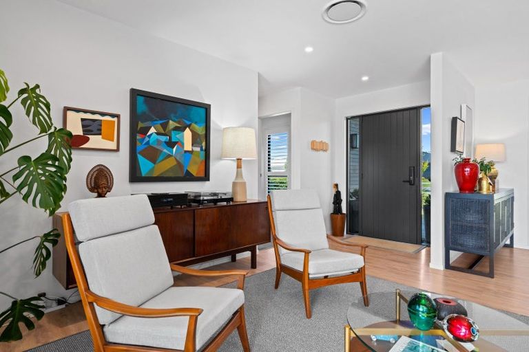 Photo of property in 12 Coralie Place, Lansdowne, Masterton, 5810
