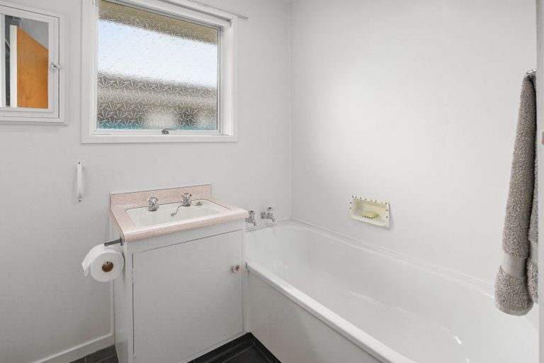 Photo of property in 2/5a Mules Street, Stoke, Nelson, 7011