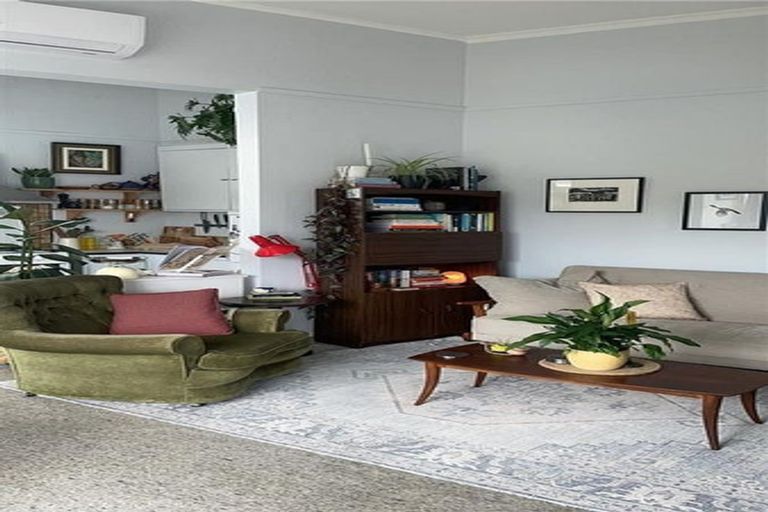 Photo of property in 23 Nairn Street, Mount Cook, Wellington, 6011