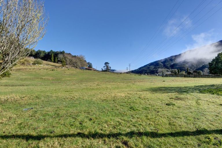 Photo of property in 217 Taumatatahi Road, Ngamatapouri, Wanganui, 4588