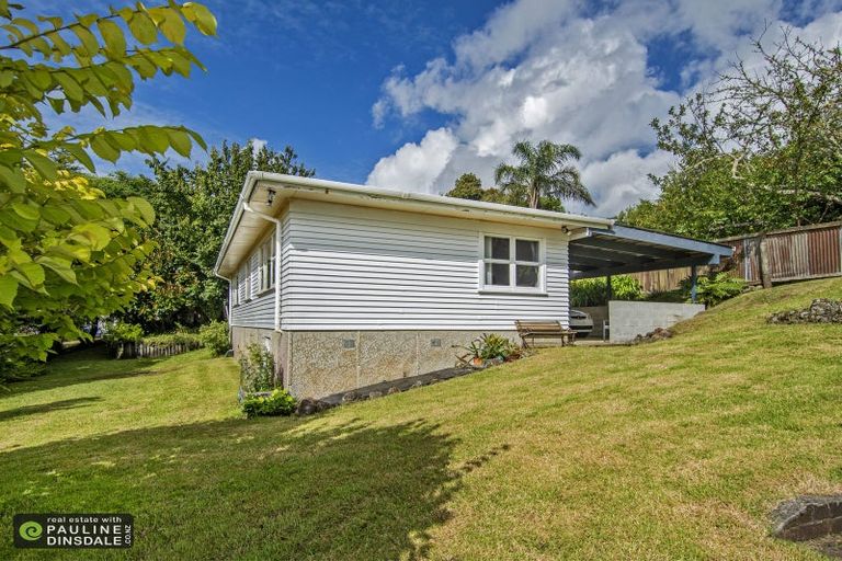 Photo of property in 11 Ogle Crescent, Te Kamo, Whangarei, 0112