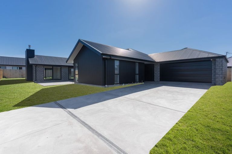 Photo of property in 11 Eastonfield Drive, Rolleston, 7615