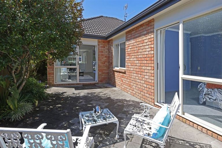 Photo of property in 22 Espalier Drive, Henderson, Auckland, 0612
