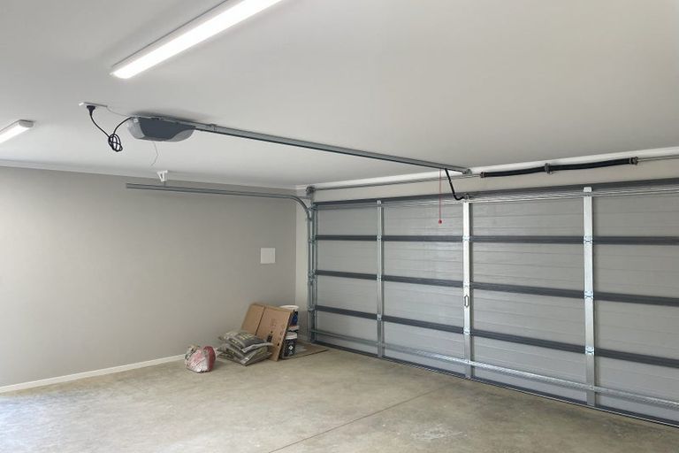 Photo of property in 17 Pipi Crescent, Tuakau, 2121