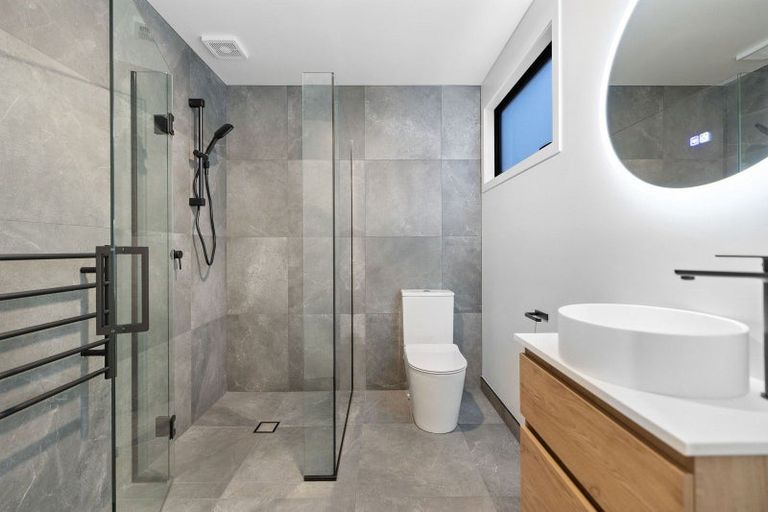 Photo of property in 45b Mcadam Drive, Jacks Point, Queenstown, 9371