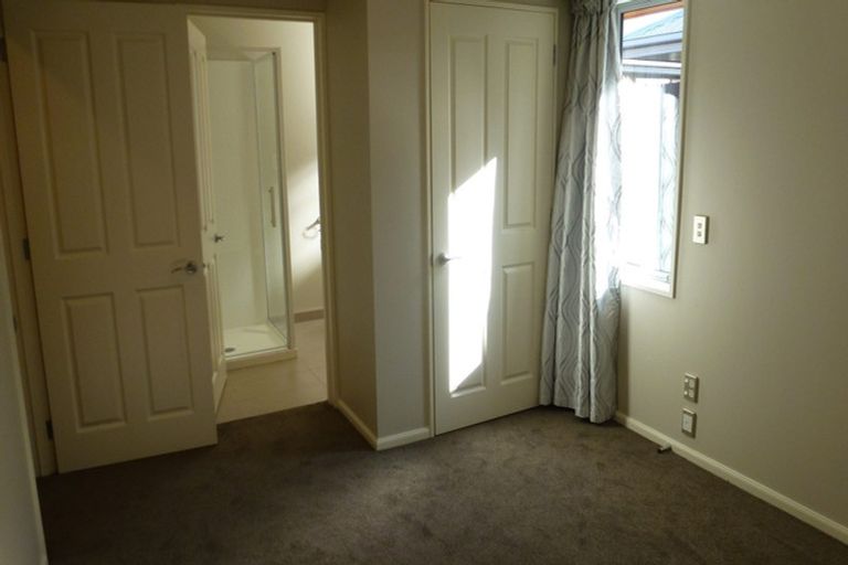 Photo of property in 49a Mcmahon Drive, Aidanfield, Christchurch, 8025