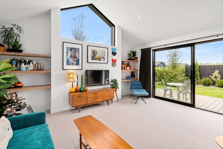 Photo of property in 19 Falcon Road, Rolleston, 7615