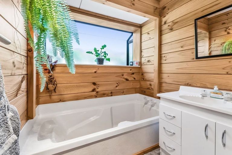 Photo of property in 9 De Renzie Place, Kirwee, Darfield, 7571