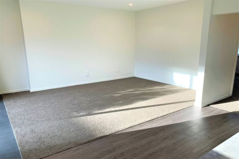 Photo of property in 26 Memorial Avenue, Ilam, Christchurch, 8053