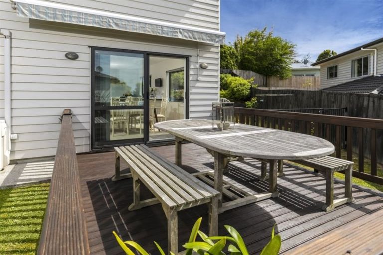 Photo of property in 203e Don Buck Road, Massey, Auckland, 0614