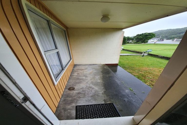 Photo of property in 4/86 Tasman Street, Karoro, Greymouth, 7805