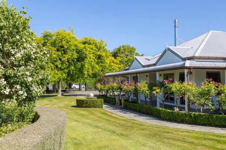 Photo of property in 4-6 Mole Street, Greytown, 5712