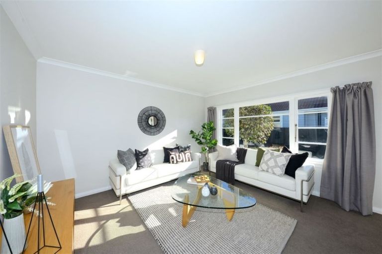 Photo of property in 2 Jameson Avenue, St Albans, Christchurch, 8052