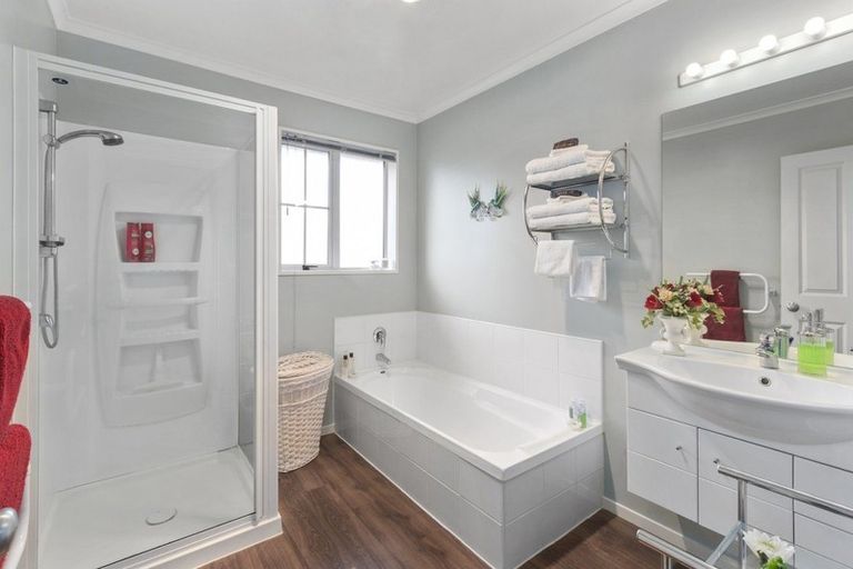 Photo of property in 70 Northwood Boulevard, Northwood, Christchurch, 8051