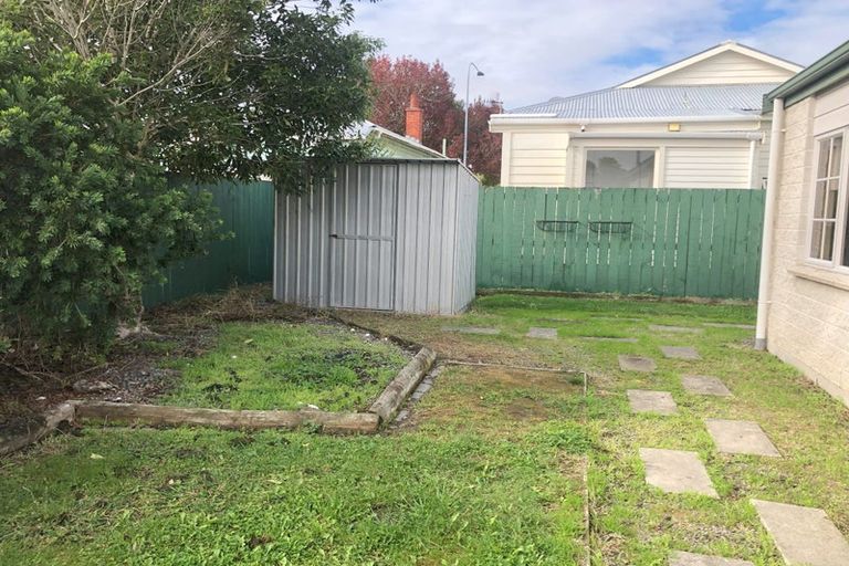 Photo of property in 4 Holly Court, Palmerston North, 4410