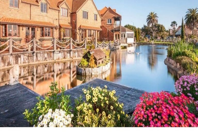 Photo of property in Village Green Cottages, 401/10 Quiet Woman Way, Monaco, Nelson, 7011