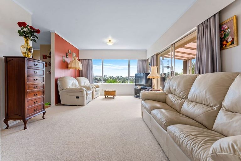 Photo of property in 1/207 Glamorgan Drive, Torbay, Auckland, 0630