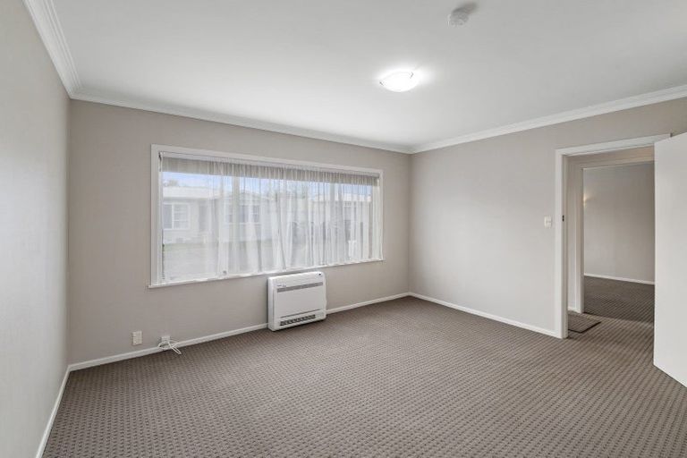 Photo of property in 4 Eton Place, Levin, 5510