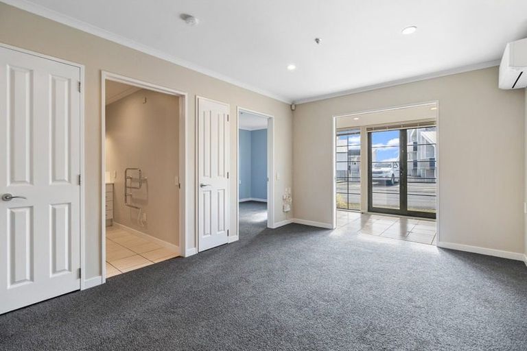 Photo of property in St Claire Village, 160/172 Mcleod Road, Te Atatu South, Auckland, 0610