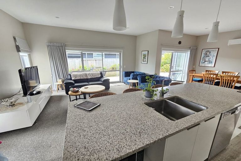 Photo of property in 19 Piata Street, Papamoa Beach, Papamoa, 3118