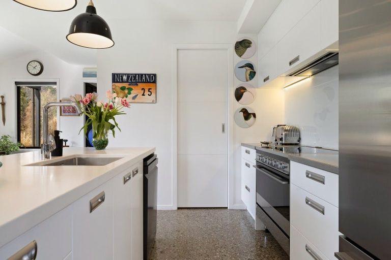 Photo of property in 1 Appin Court, Jacks Point, Queenstown, 9371