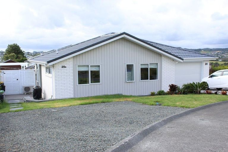 Photo of property in 20 Ridgeview Close, Red Beach, 0932