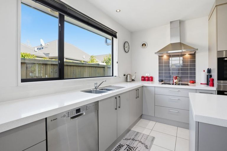 Photo of property in 9 Waterford Avenue, Northwood, Christchurch, 8051
