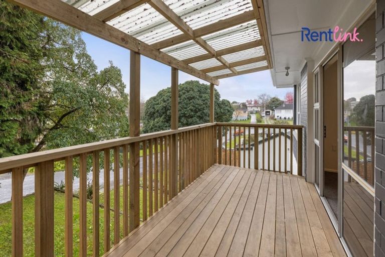 Photo of property in 8 Landview Road, Parkvale, Tauranga, 3112