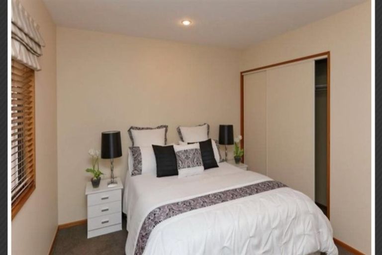 Photo of property in 2/74 Canon Street, St Albans, Christchurch, 8014