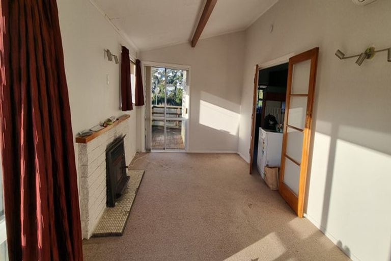 Photo of property in 75a Main Road, Titahi Bay, Porirua, 5022