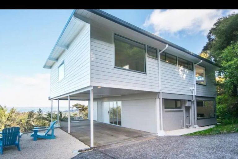 Photo of property in 23 The Drive, Titirangi, Auckland, 0604