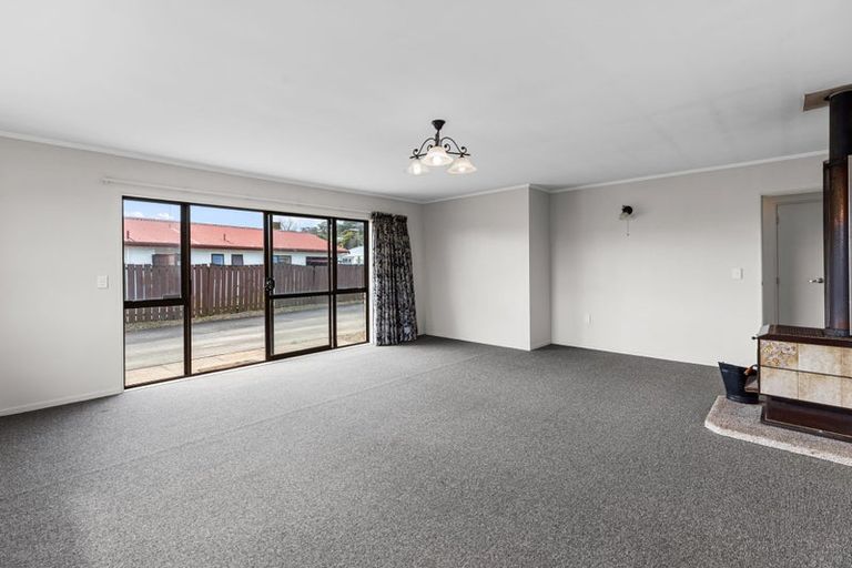 Photo of property in 402a Ngatai Road, Bellevue, Tauranga, 3110