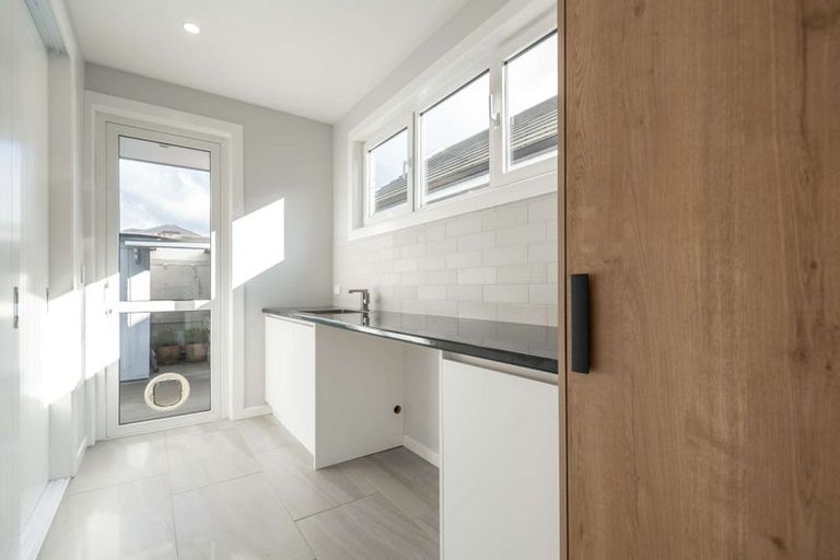 Photo of property in 1 Moemoea Place, Cambridge, 3434