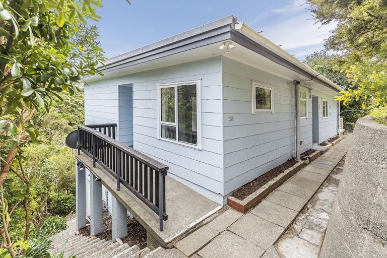 Photo of property in 18 Blackbridge Road, Wadestown, Wellington, 6012
