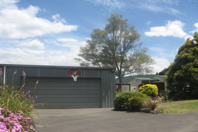 Photo of property in 32 Dunlop Road, Te Puke, 3119
