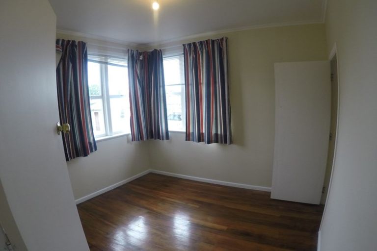 Photo of property in 7 Barbary Avenue, Kelston, Auckland, 0602