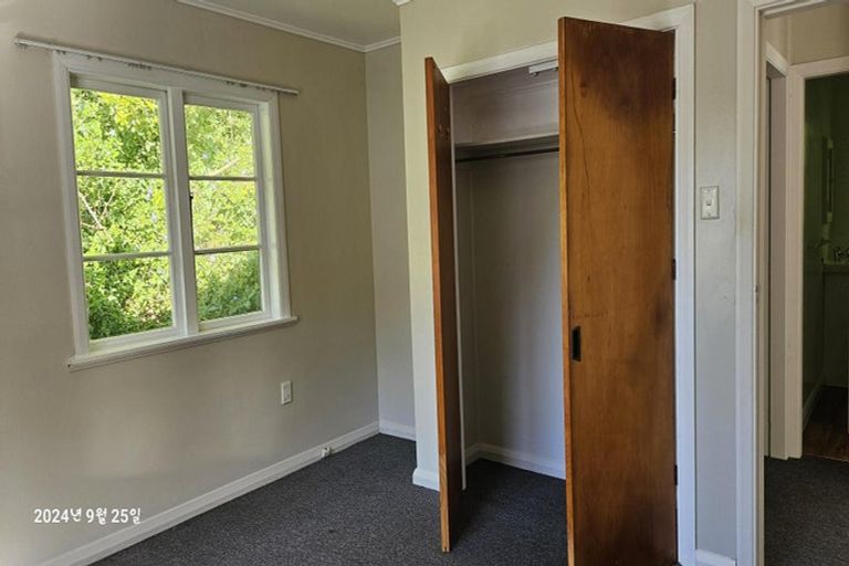 Photo of property in 2/78 Middleton Road, Churton Park, Wellington, 6037