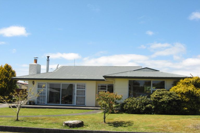 Photo of property in 101 Romilly Street, Westport, 7825