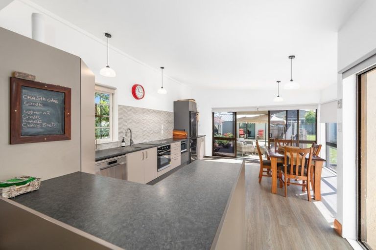 Photo of property in 8 Montagu Street, Feilding, 4702