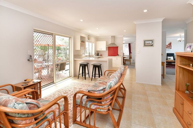 Photo of property in 93 Tauranga Place, Orewa, 0931
