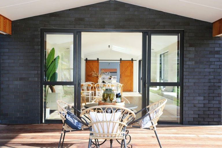 Photo of property in 6 Will Cooper Way, Tuakau, 2121