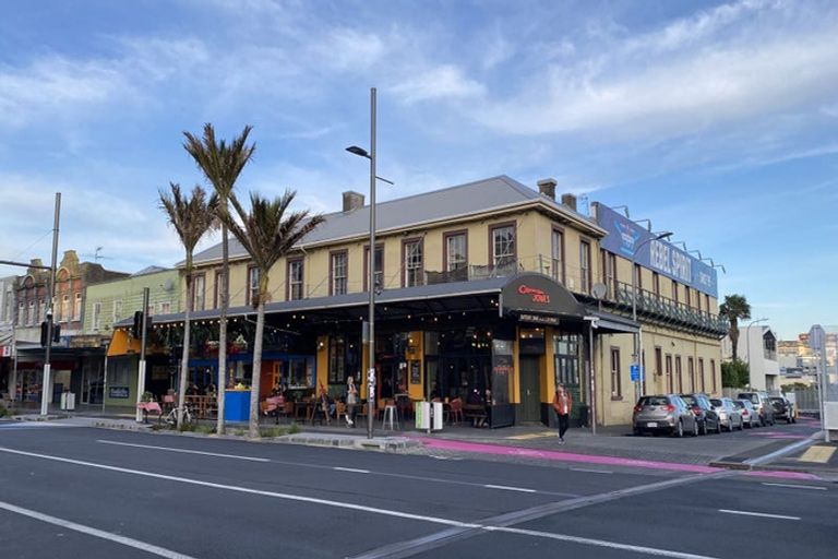 Photo of property in 2 West Terrace, Picton, 7220