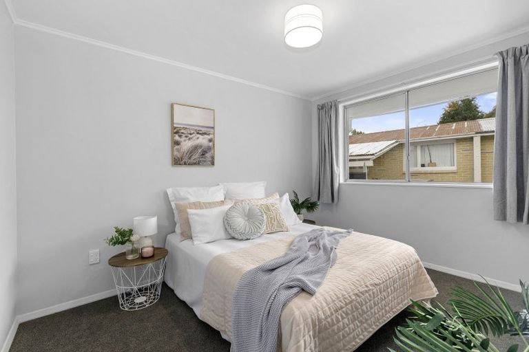 Photo of property in 1/1171 Fergusson Drive, Clouston Park, Upper Hutt, 5018