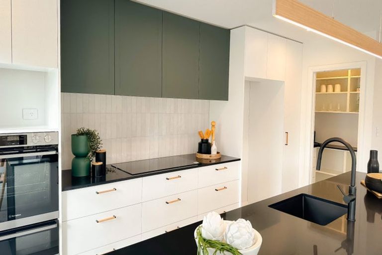 Photo of property in 7 Gratitude Way, Kelvin Grove, Palmerston North, 4414