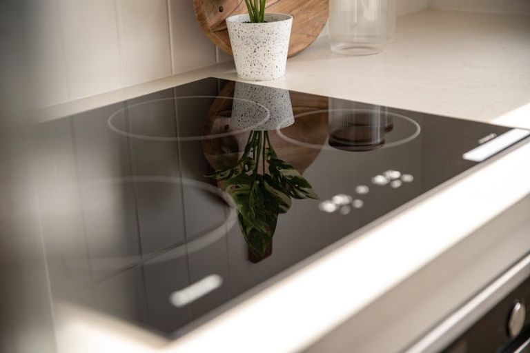 Photo of property in 90 Ara Paiwhenua, Tawa, Wellington, 5028