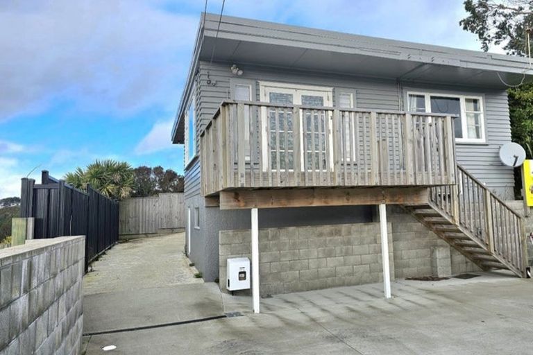Photo of property in 31u3 Tarawera Road, Johnsonville, Wellington, 6037