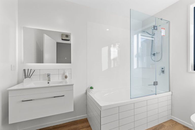 Photo of property in 3 Tieke Lane, Halswell, 8025