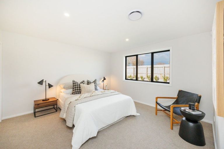 Photo of property in 68 Freedom Drive, Kelvin Grove, Palmerston North, 4414