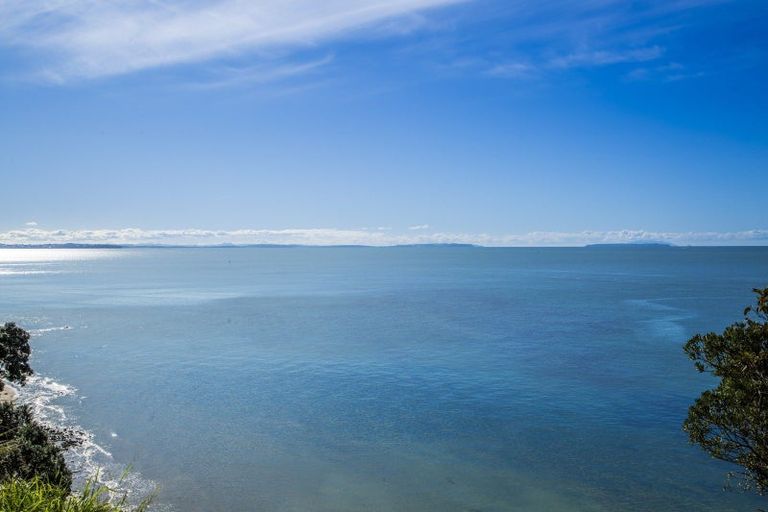 Photo of property in 24 Hamana Street, Narrow Neck, Auckland, 0622